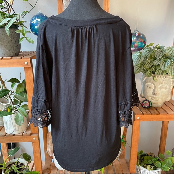 Lauren Ralph Lauren Lace-Trim Cotton Top - Picture 5 of 11